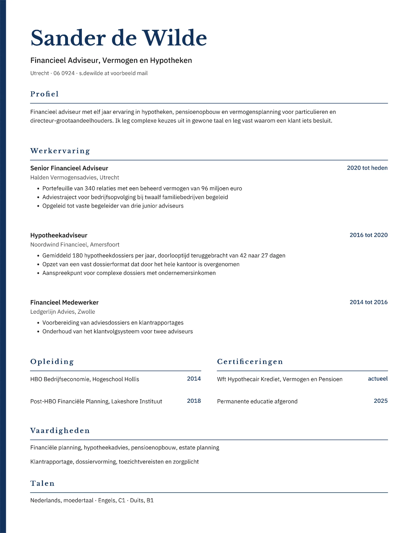 Blauw Corporate Financieel Adviseur Resume — Letter Resume template